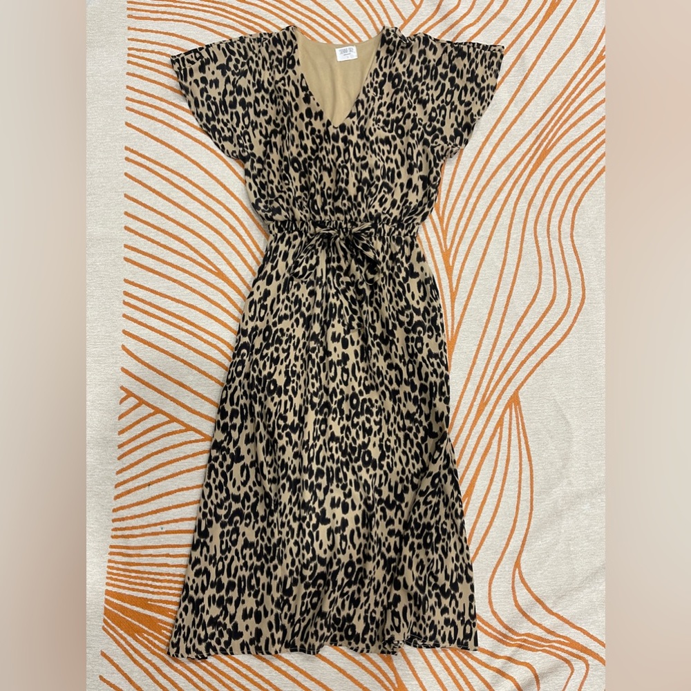 Leopard Print Dress with tie-belted